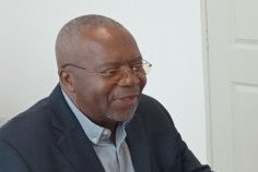 Rencontre politique et visite de chantiers&nbsp;: Michel Ongoundou Loundah critique une mise en scène du pouvoir
