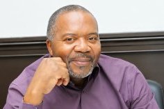 Gabon&nbsp;: prison cinq étoiles, école à la débrouille