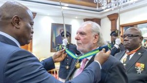 Relations Gabon- Espagne&nbsp;: un diplomate décoré pour son engagement 