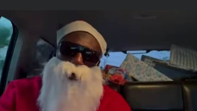 Libreville&nbsp;: L’Oiseau Rare se transforme en père Noël pour les enfants des quartiers défavorisés