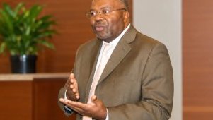 Gabon&nbsp;: Trois ans après, toujours gouverner contre les Bongo&nbsp;?