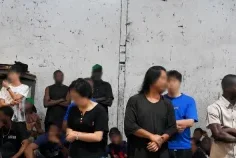 Gabon&nbsp;:  les autorités démantèlent un réseau clandestin de reconditionnement d’huile opérant depuis trois ans