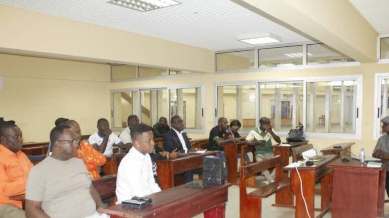 Football : l’AEEFG lance un appel à la mobilisation de tous ses membres pour  un nouveau départ 