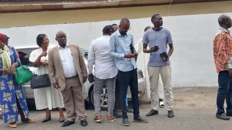 Gabon&nbsp;: le PDG se fracture, la bataille du siège est lancée