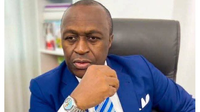 Cameroun / Obsèques de Consty Éka&nbsp;: l’hommage continental au &laquo;&nbsp;roi de la télé&nbsp;&raquo;