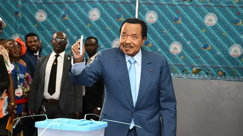 Présidentielle au Cameroun : la Commission donne Paul Biya vainqueur, l’opposition crie à la fraude
