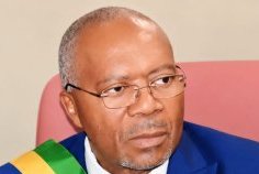 Les Lundis pour Alain-Claude Bilie-By-Nzé